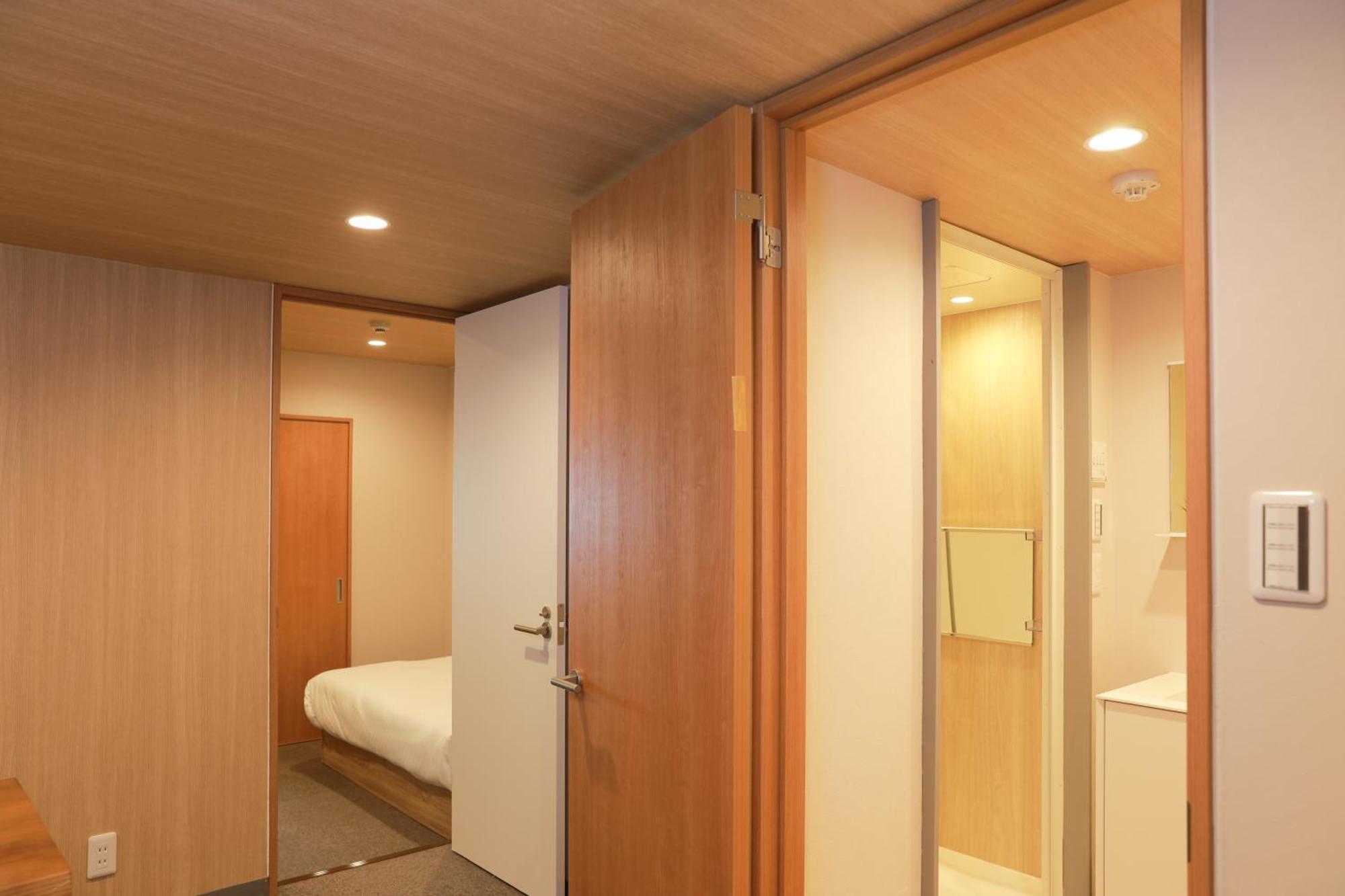 Oyasumi Ice&Hotel Ōsaka Exterior foto